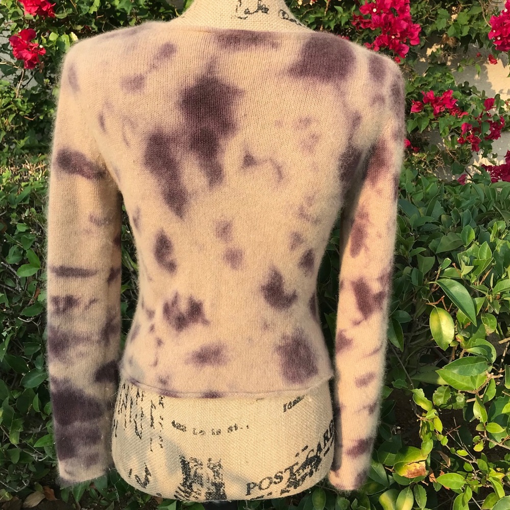 🌿LIKE LOVE Brown/Tan Sweater SM. - Picture 3 of 5